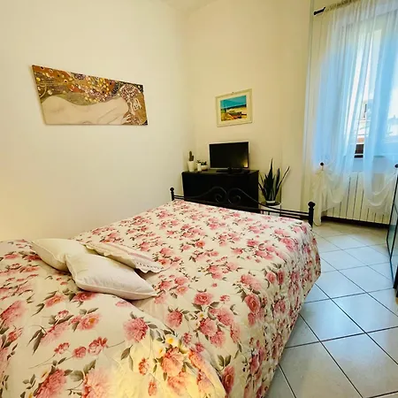Al Mare Della Versilia Apartamento *